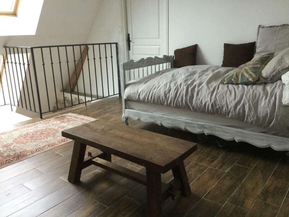 Maison De Sandrine Jumeauville Luaran gambar